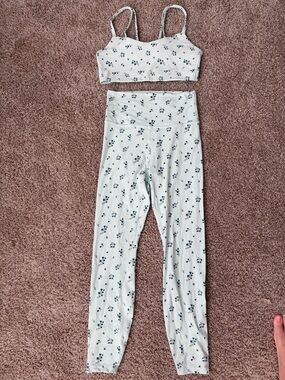 All In Motion Floral 2-Piece Activewear Set Size S/M